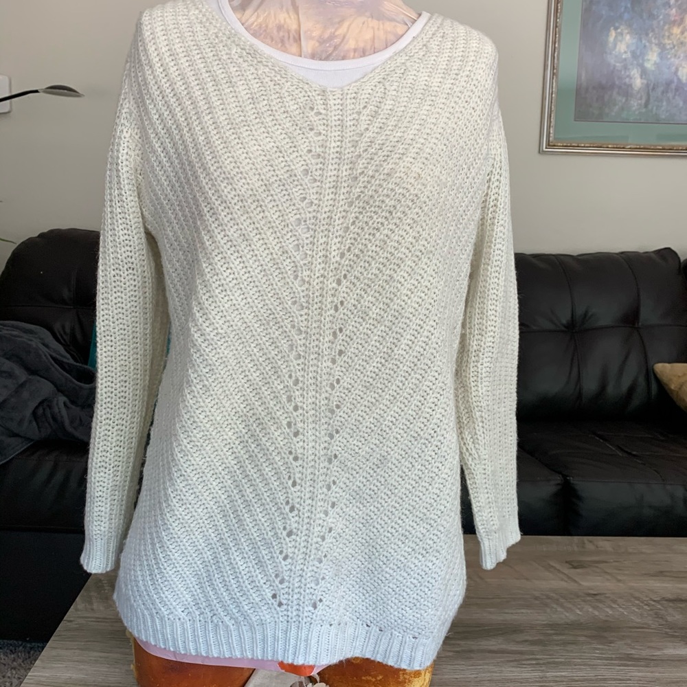 BB Dakota sweater